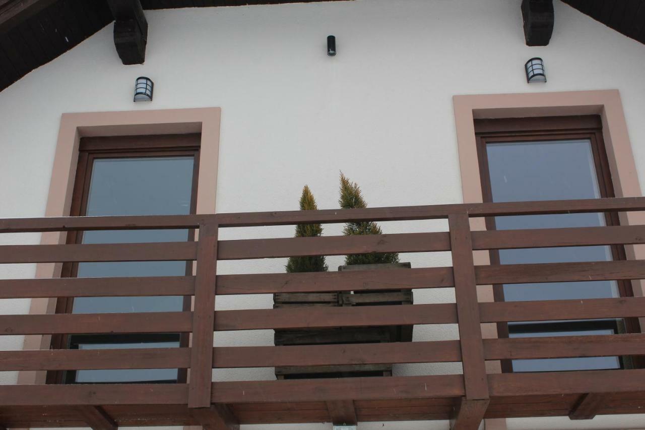 Vdovic Guest House Svecina エクステリア 写真